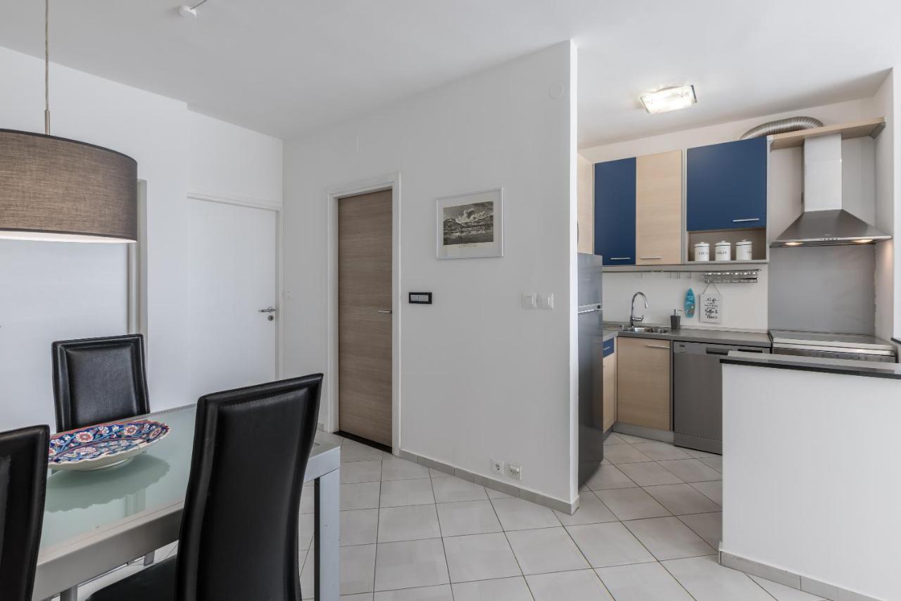 Sundowners Apartment, 52Qm, Double & Single Bed, 10 Min From Old Town Of ספליט מראה חיצוני תמונה