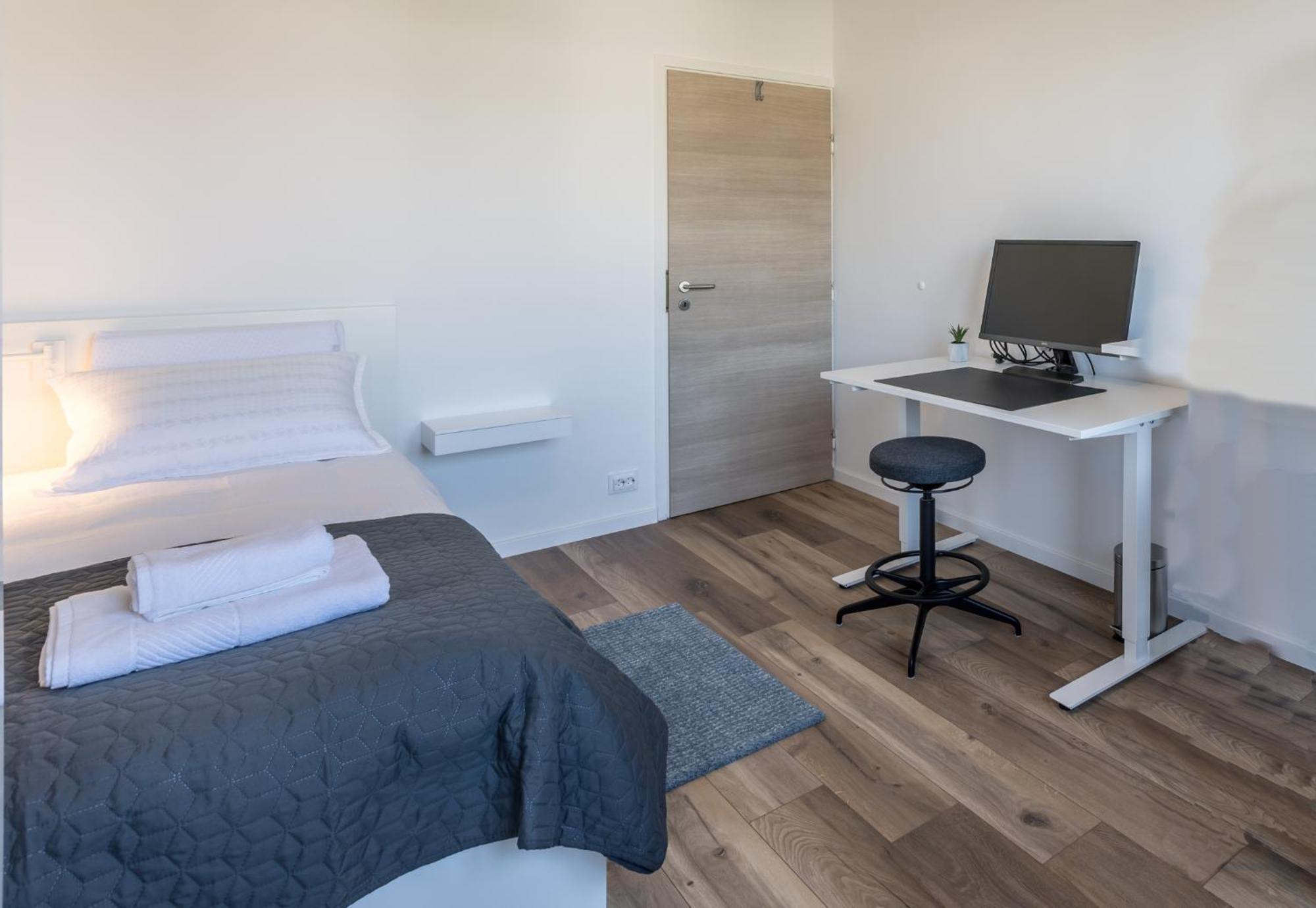 Sundowners Apartment, 52Qm, Double & Single Bed, 10 Min From Old Town Of ספליט מראה חיצוני תמונה